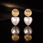 Elegant gold and pearl earrings